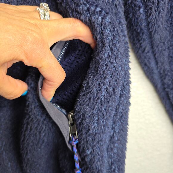 Patagonia M's Large Blue Navy Hooded Fleece Jacket W Zip Closures Pockets W Zip - Picture 4 of 16